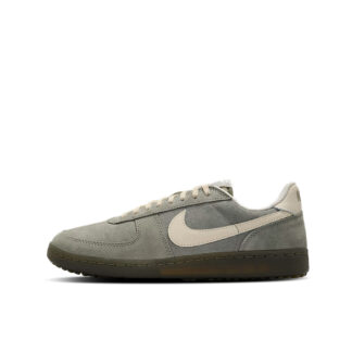 NIKE FIELD GENERAL LTR