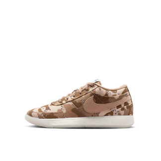 NIKE BOOK 1