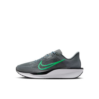 NIKE QUEST 6